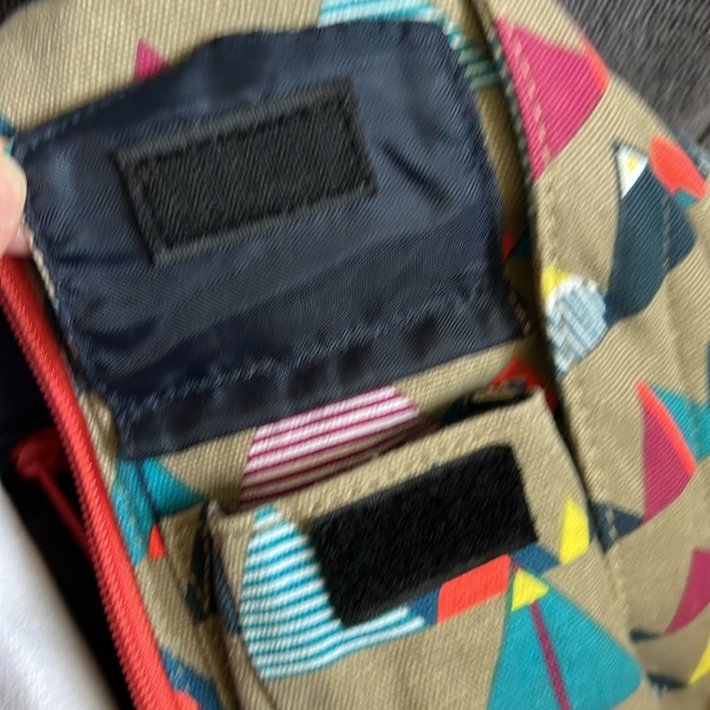Kavu Rope Sling Bag Backpack | Retired Pattern: Range | EUC - Picture 8 of 9